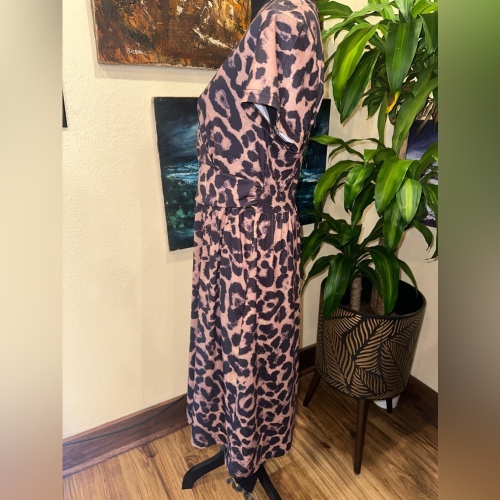 NWT Ouges Women's Animal Print Faux Wrap Band Waist Brown Cocktail Dress Sz L - Picture 4 of 10